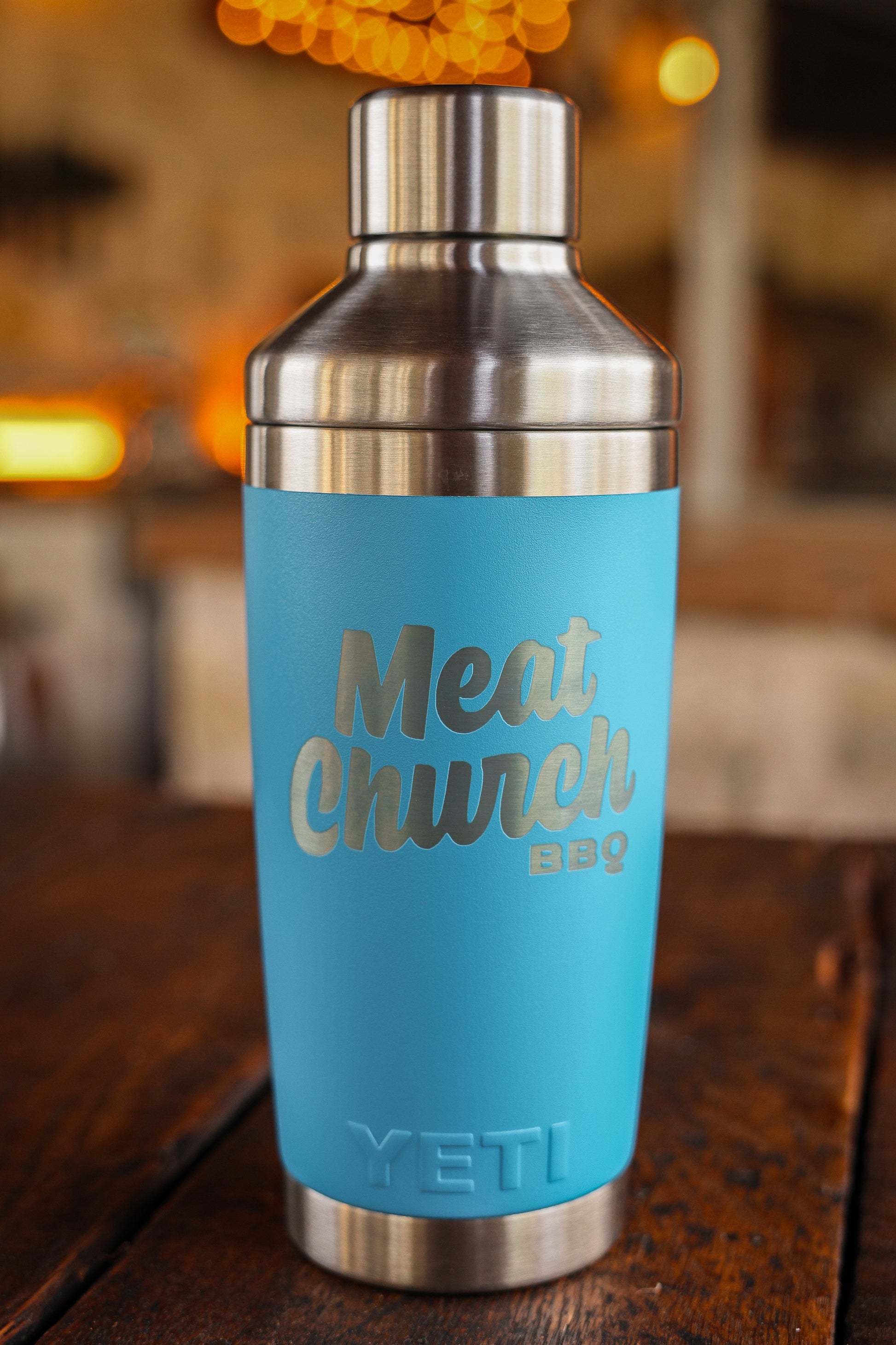 yeti-20-oz-cocktail-shaker-r1 222A9473_a70cb363-0ef2-497c-81fa-a85d28abe424.jpg